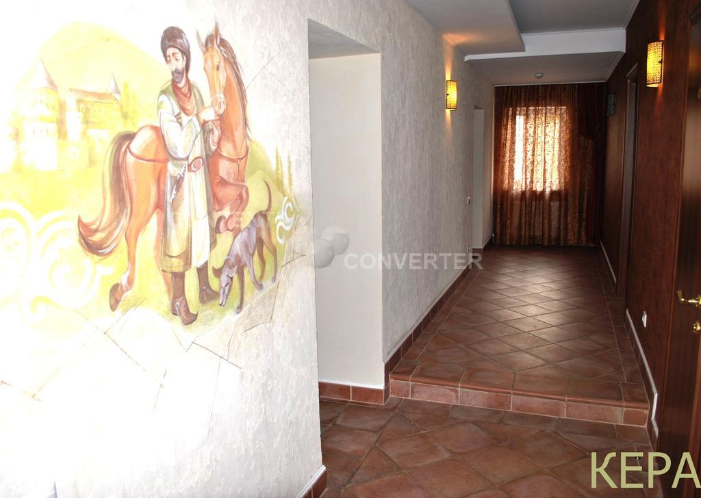 Kera Hotel Nesterenki ภายนอก รูปภาพ